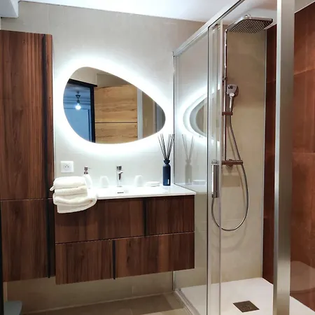 Appartement La Perle De - Standing 100 M2 Au Bord Du *